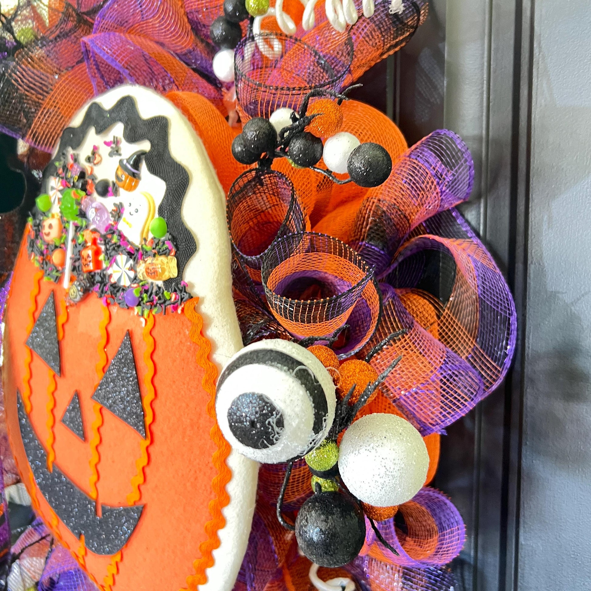 Halloween Pumpkin Cookie Mesh Wreath, Jack O" Lantern Wreath, Front Door Decor, Fun Halloween Decoration