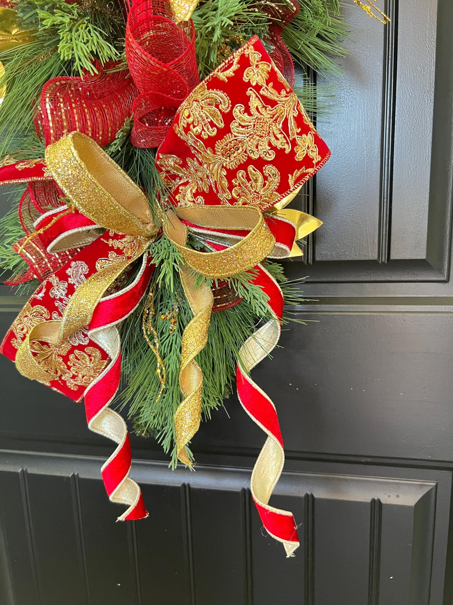Luxury Red and Gold Christmas Swag, Large Finial Door Swag, Elegant Christmas Door Decoration